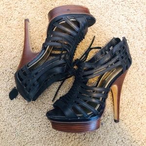 Lace Up Platform Pumps